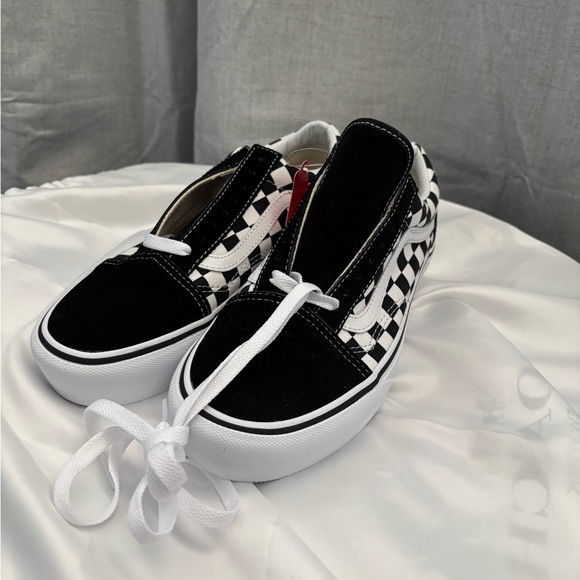 Vans Black and White Checkerboard Sneakers NWT - Picture 3 of 7